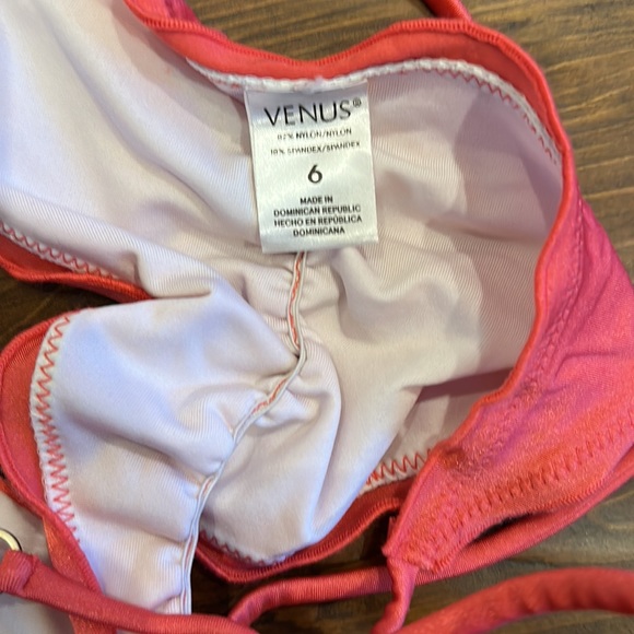 Venus bikini with cover up shorts. - Picture 7 of 7